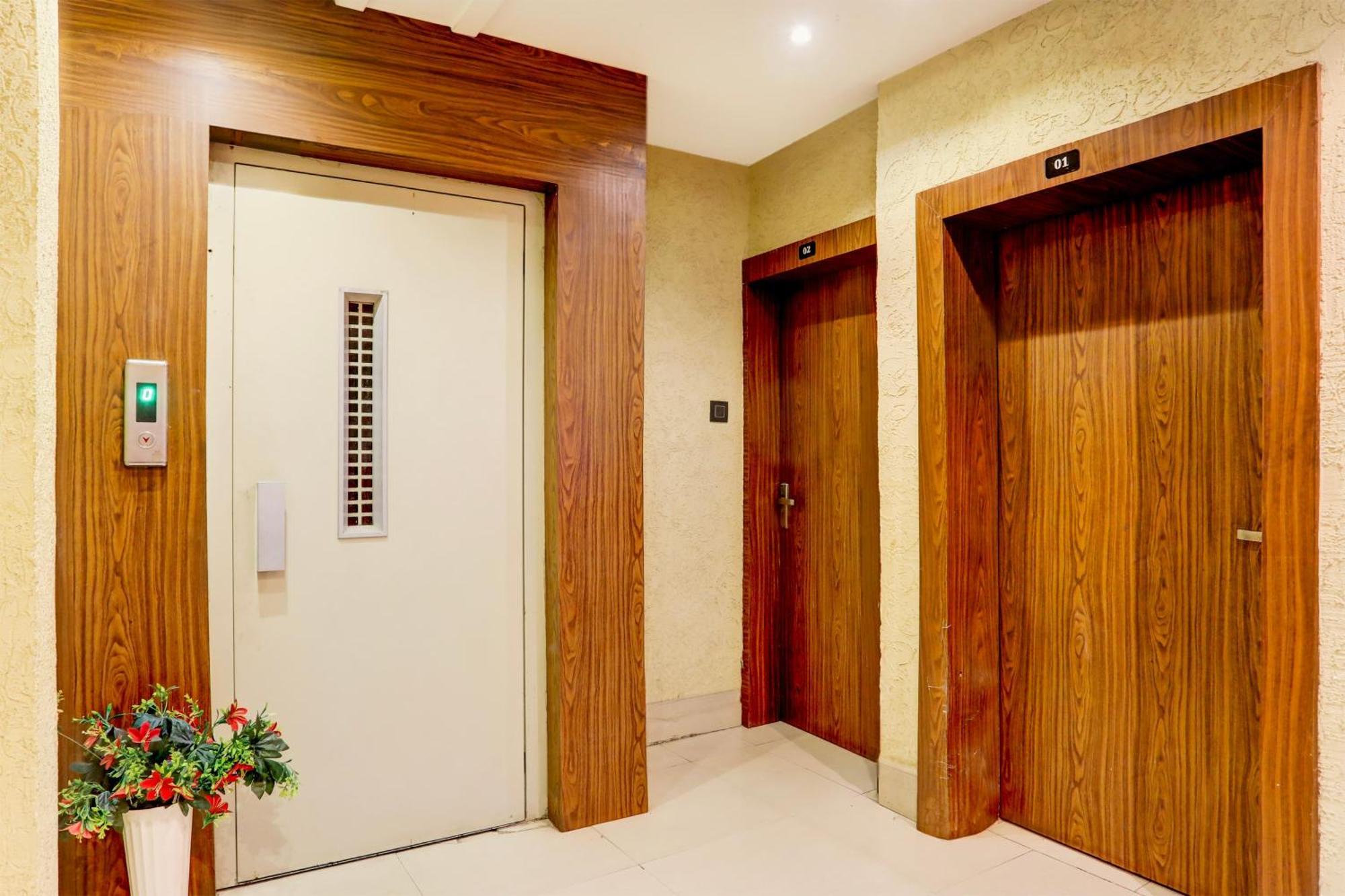 Super Hotel O Mp Nagar Near Rachna Tower Bhopál Kültér fotó